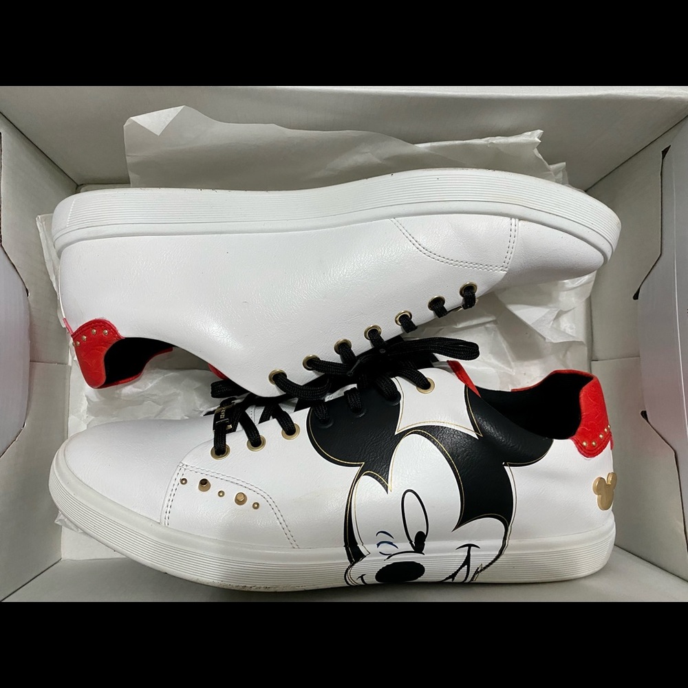 🔴⚪️🖤Disney & Aldo Mickey Mouse Sneakers Like New!